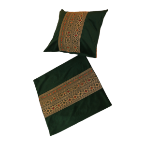 طقم قرن مطرز مخمل أخضر - Green velvet embroidered horn set